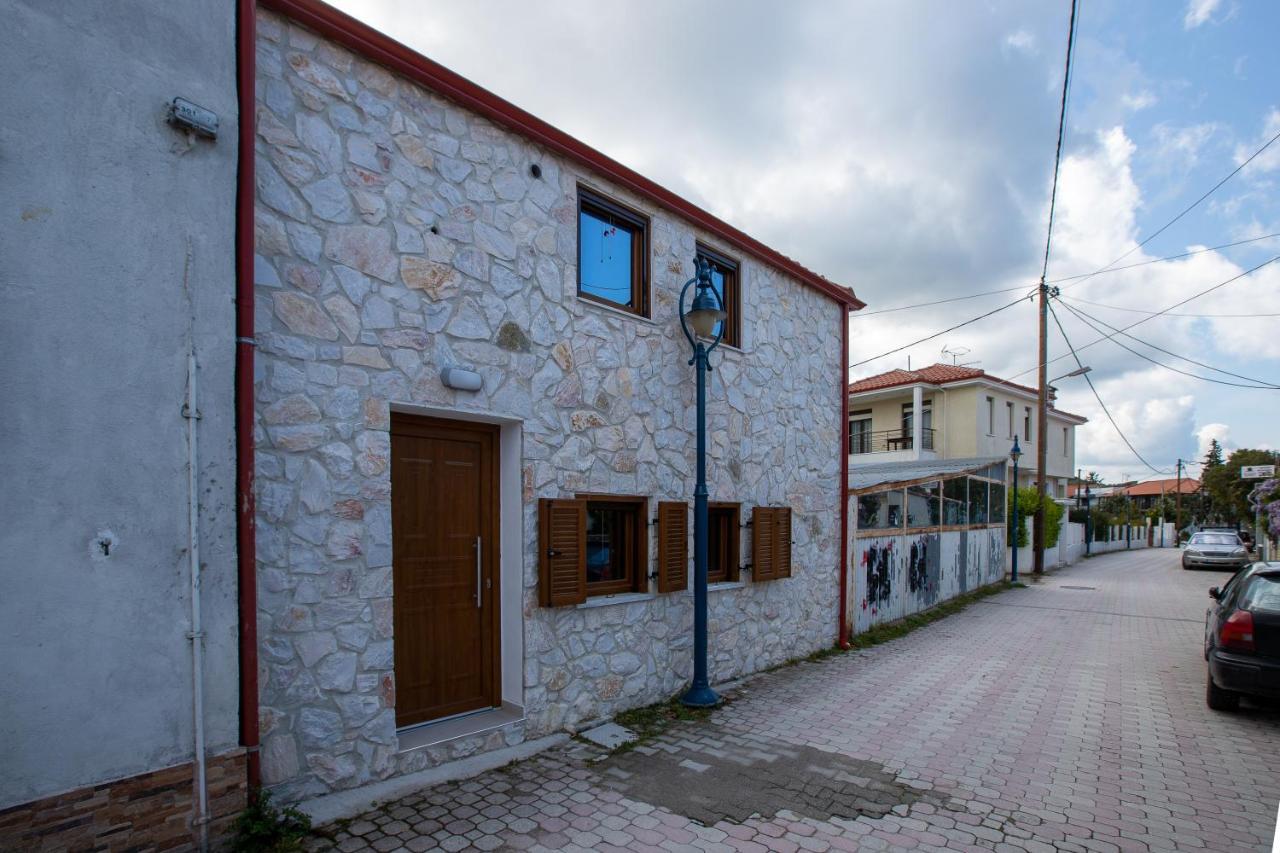 Nymphes House Pefkochori Villa Ngoại thất bức ảnh